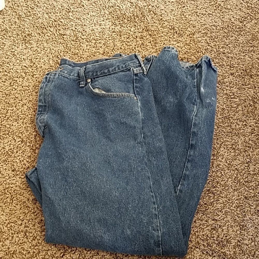 Wrangler Relaxed Fit Blue Jeans Size 40 x 32